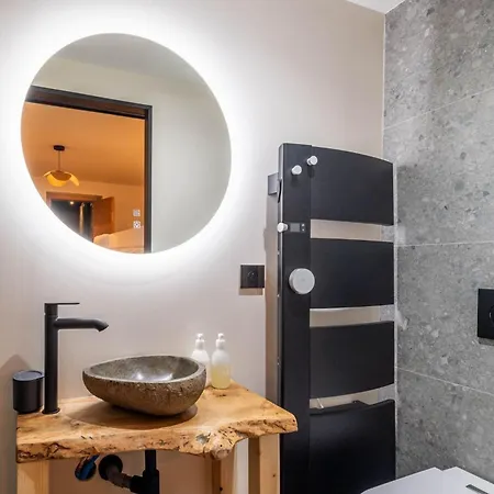 Smartstay - Felix Aux Confins